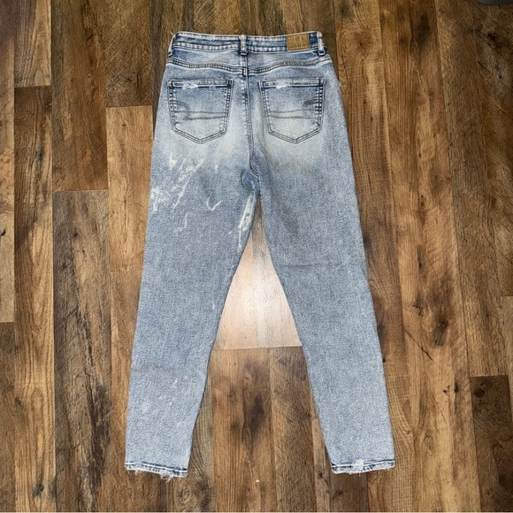 American Eagle Mom Jeans 2 - Picture 4 of 4